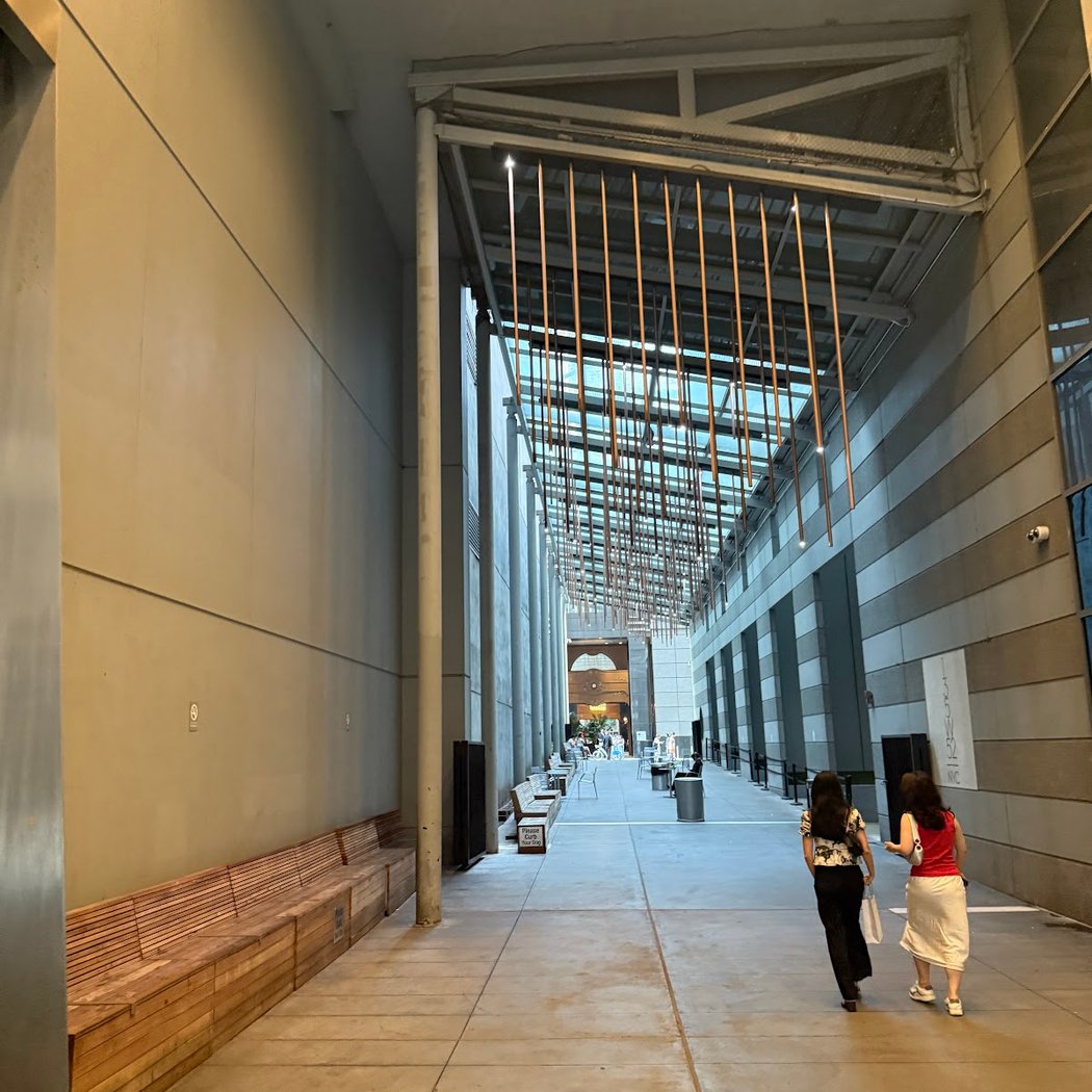 6 1/2 Ave 3