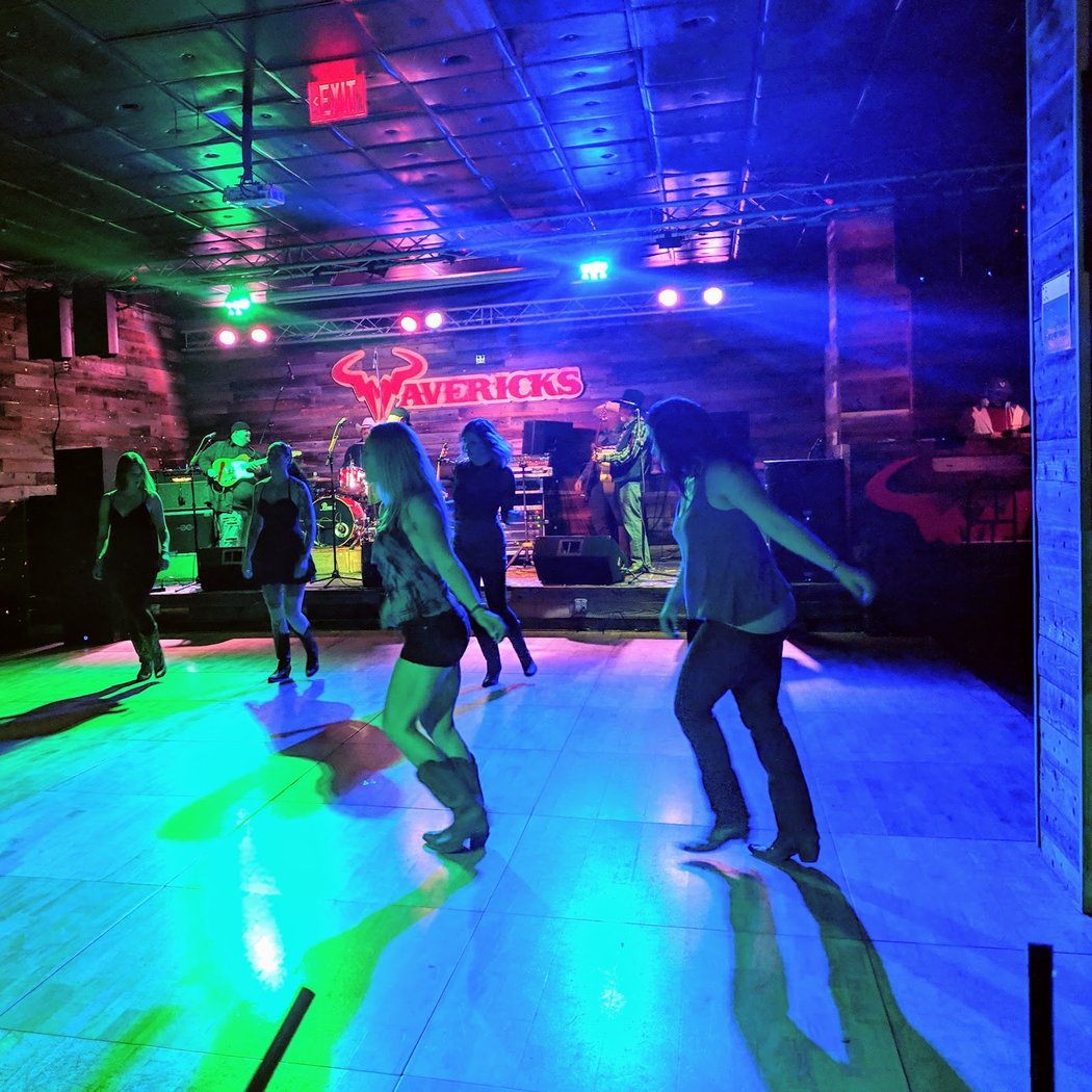 Line Dance & Live Music 1