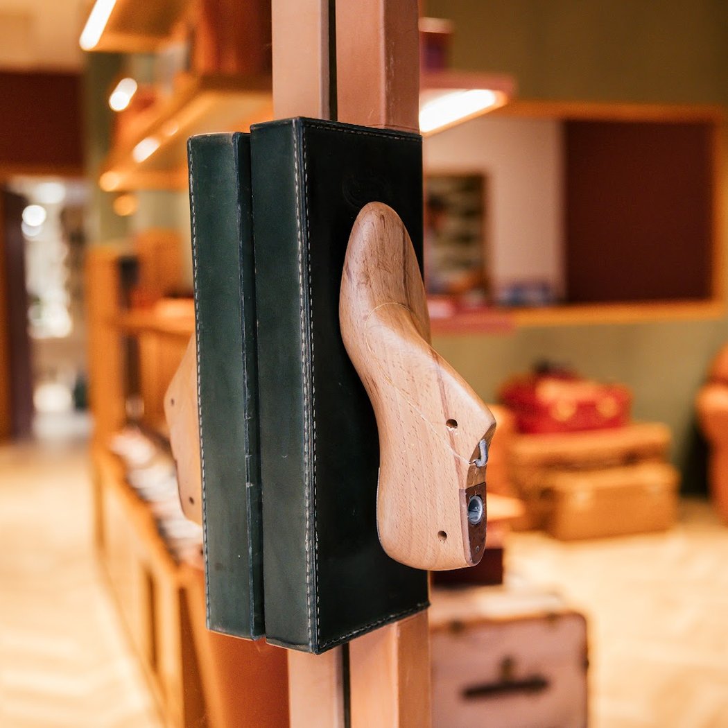 Enrile, artesanos del cuero, calzado y leathergoods 3