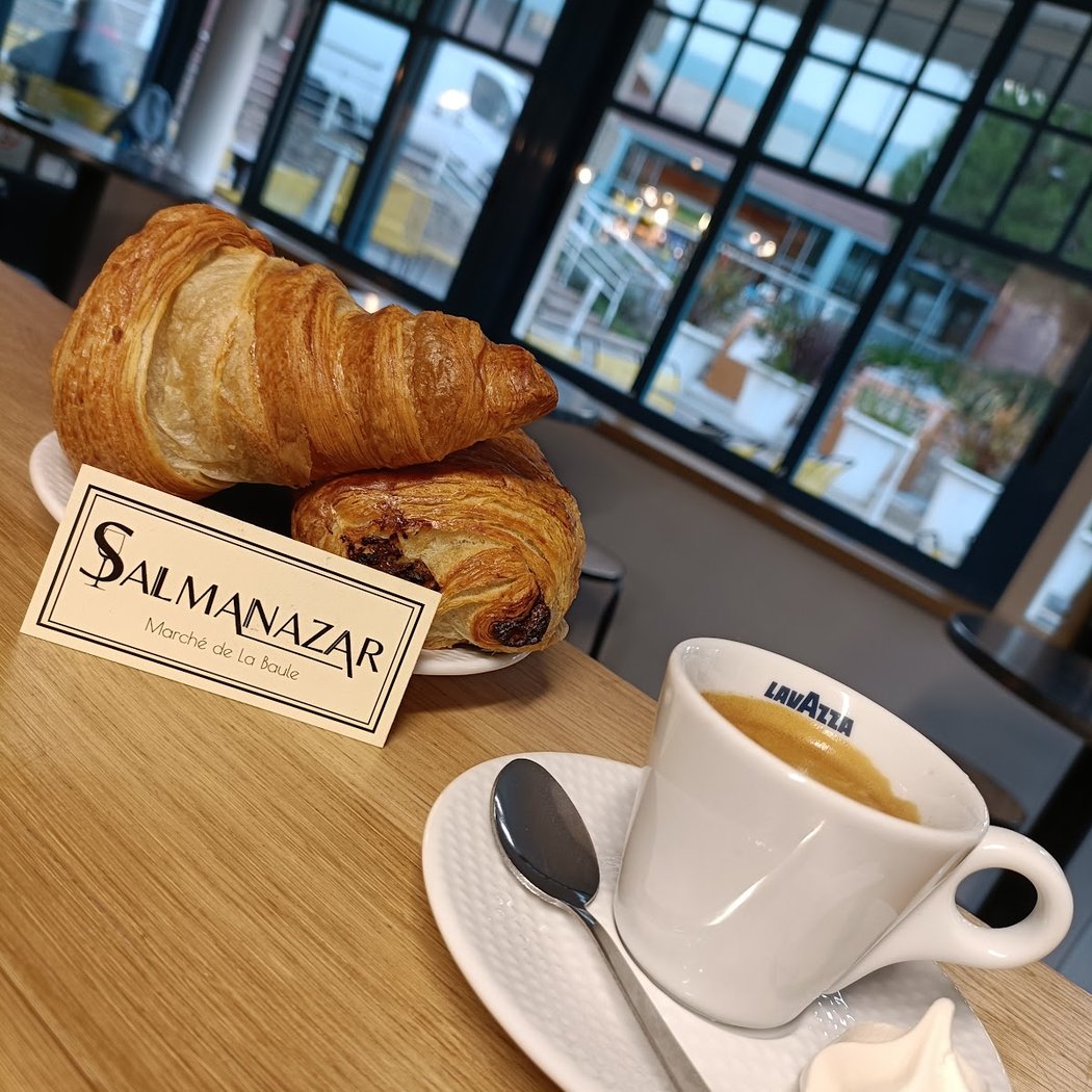 Salmanazar Bar à manger 1