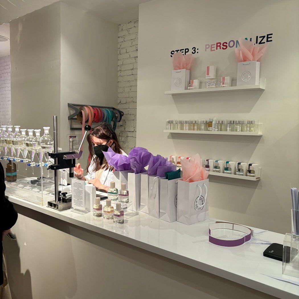 Custom Fragrance Making 4