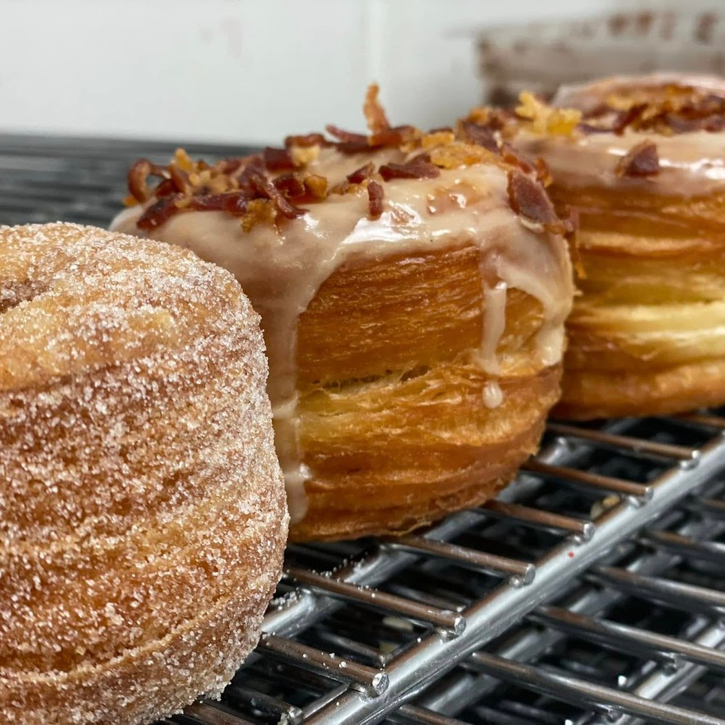 Happy Donuts 1