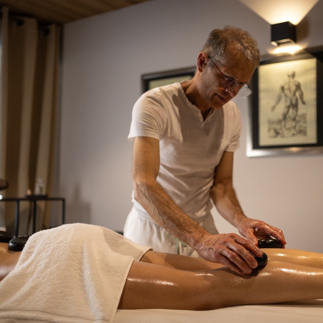 Olivier Muller masseur - Massage CarpeDiem à Saint-Jean-d'Aulps 3