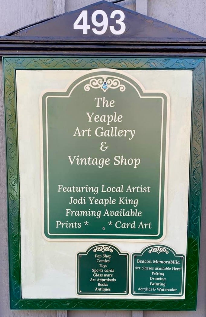 Jodi Yeaple Art Gallery & Vintage Shop 2