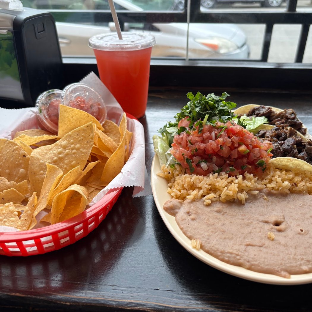La Corneta Taqueria 1
