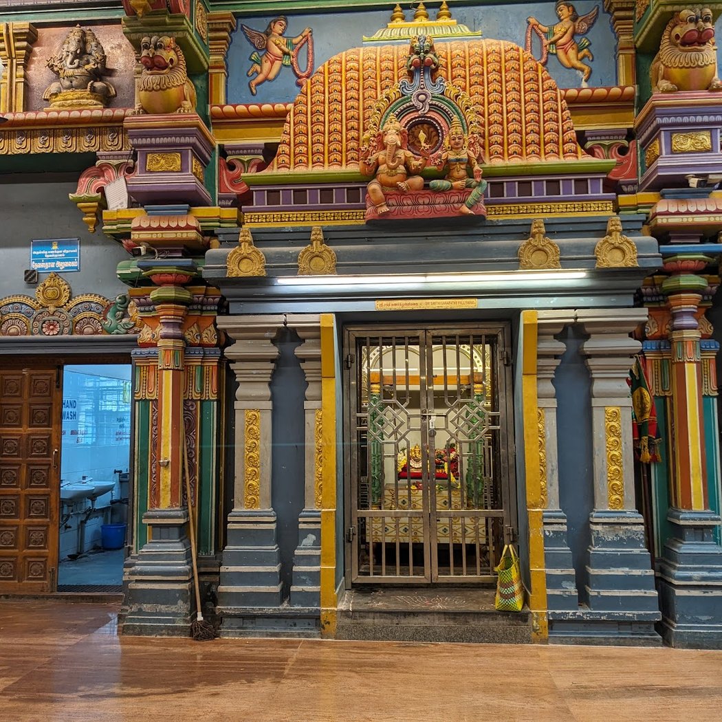 Arulmigu Manakula Vinayagar Devasthanam 3