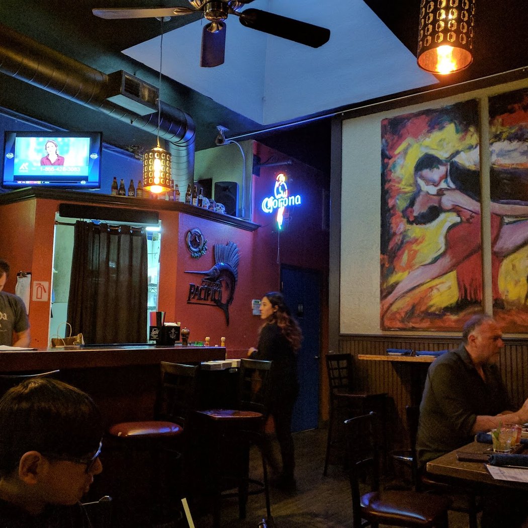 Pura Vida - Cocina Latina & Sangria Bar 3