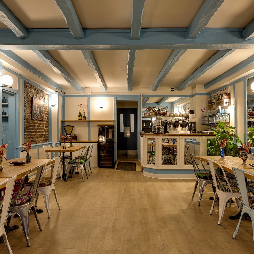 The Bench Café 2