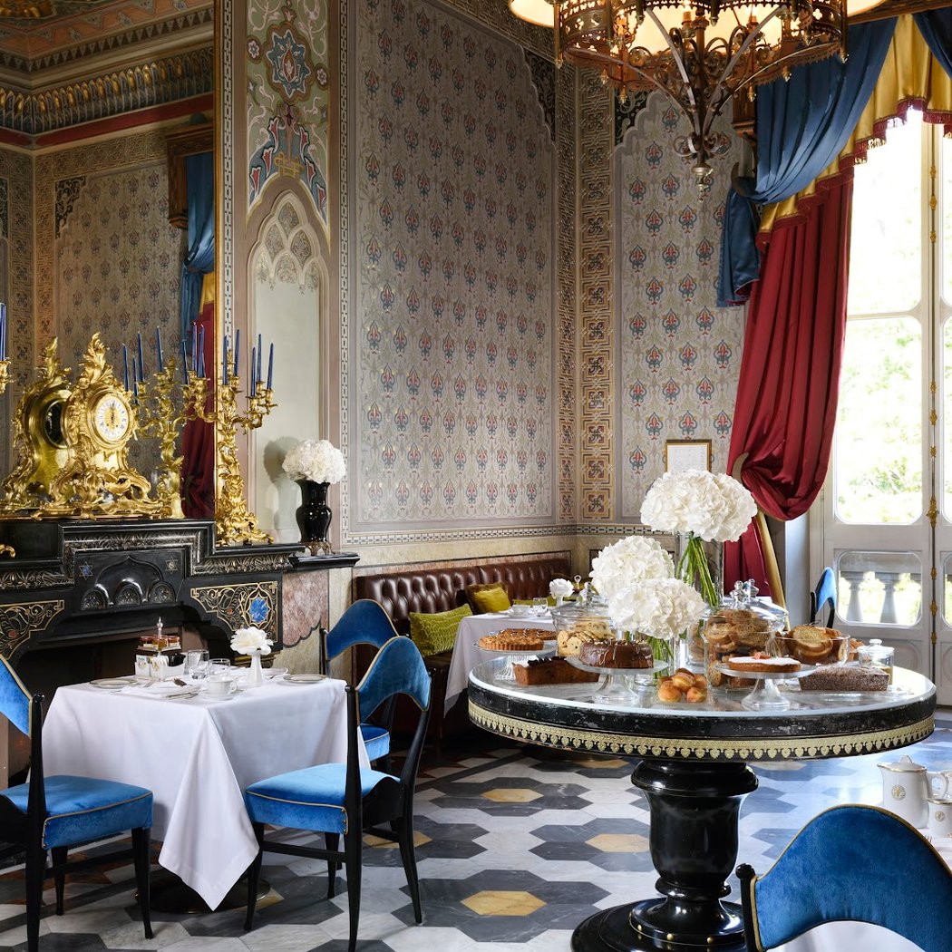 EXCLUSIVE EVENING VILLA CORA 2