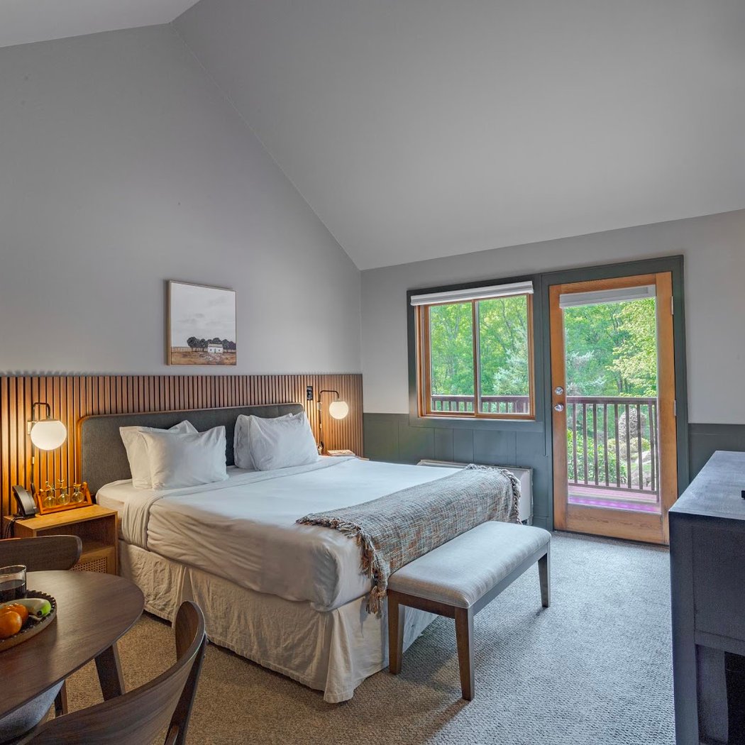Minnewaska Lodge 2