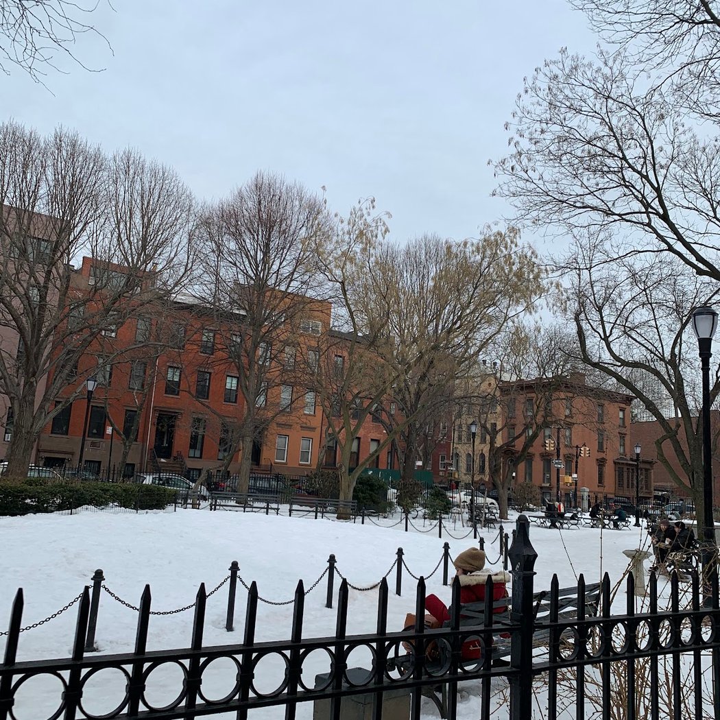 Cobble Hill Holiday Gather and Sing 3