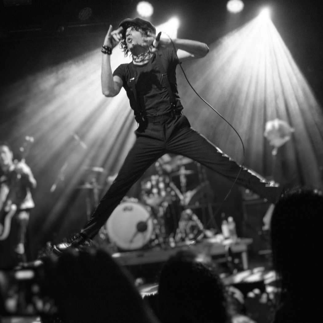 Queen Jeans Ball featuring Jesse Malin 1
