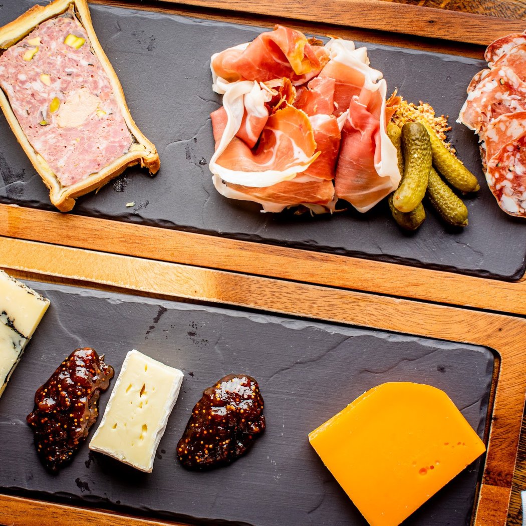 Vin Sur Vingt Wine Bar - West Village 3