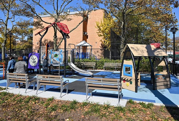 Linwood Playground 1
