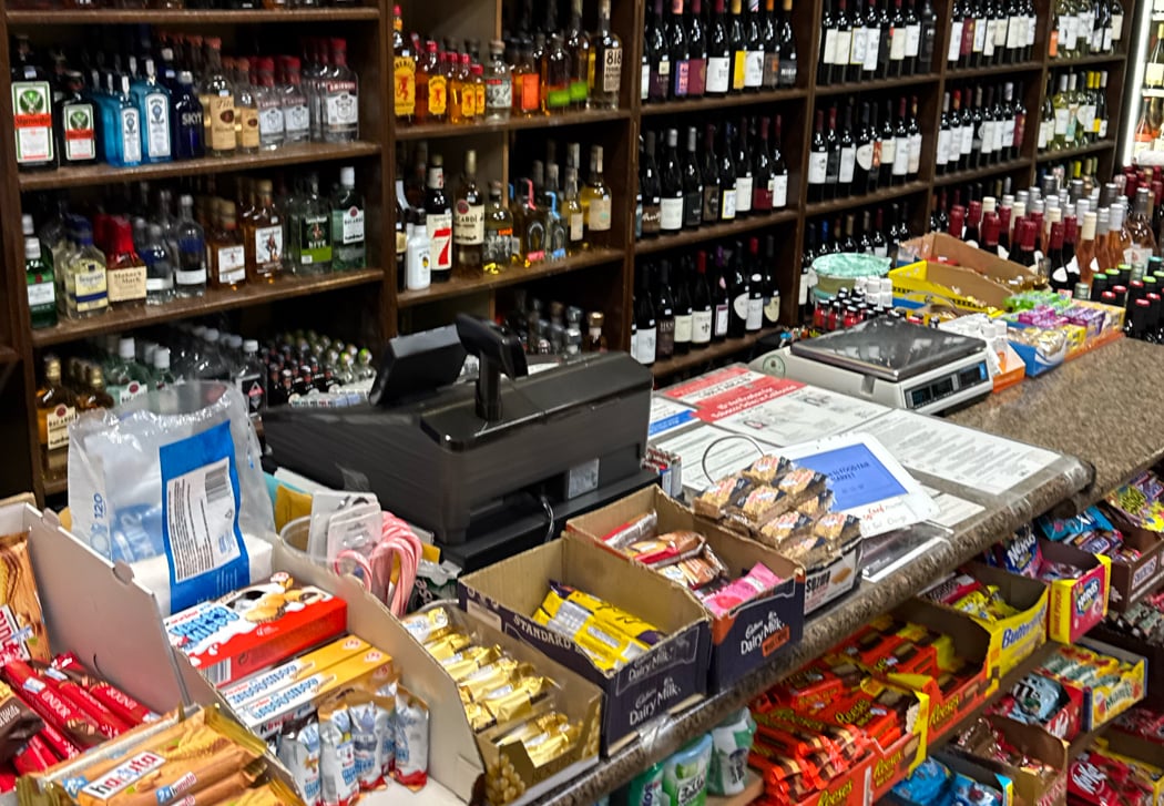 Food Fair Market Liquors 3