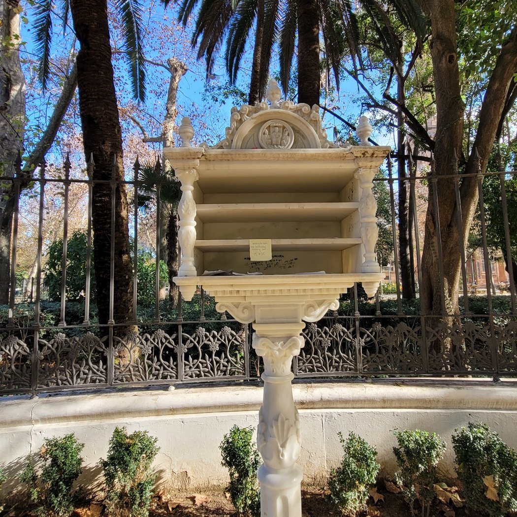 Gustavo Adolfo Becquer Monument 3