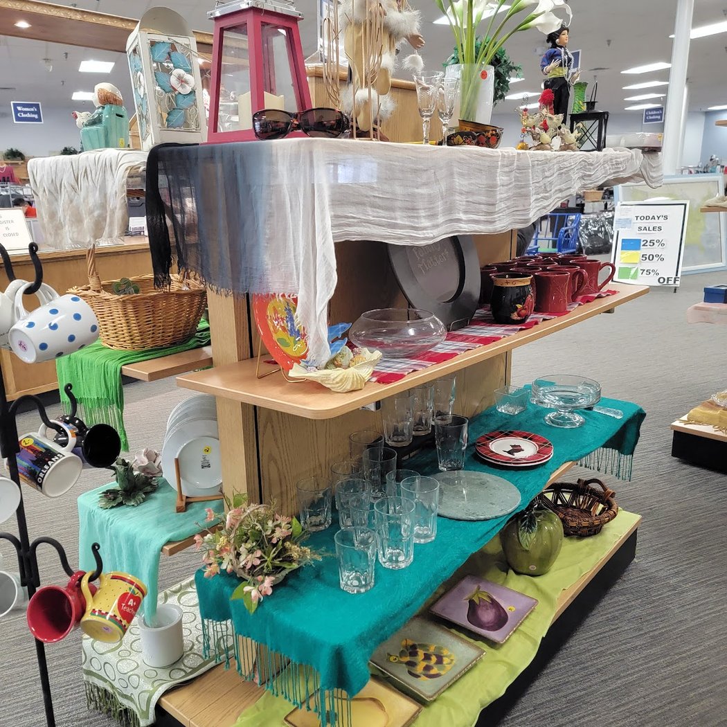 Blue Ridge Hospice Purcellville Thrift Shop 1