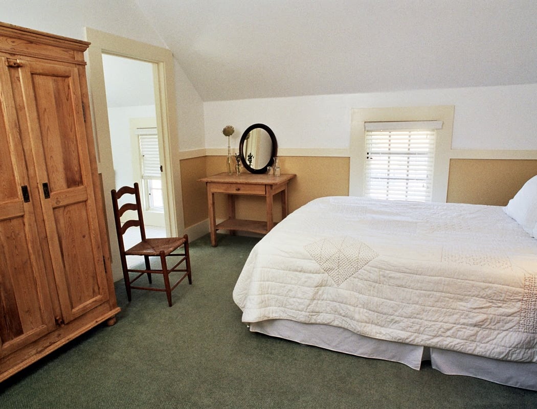 Valley Ford Hotel 2