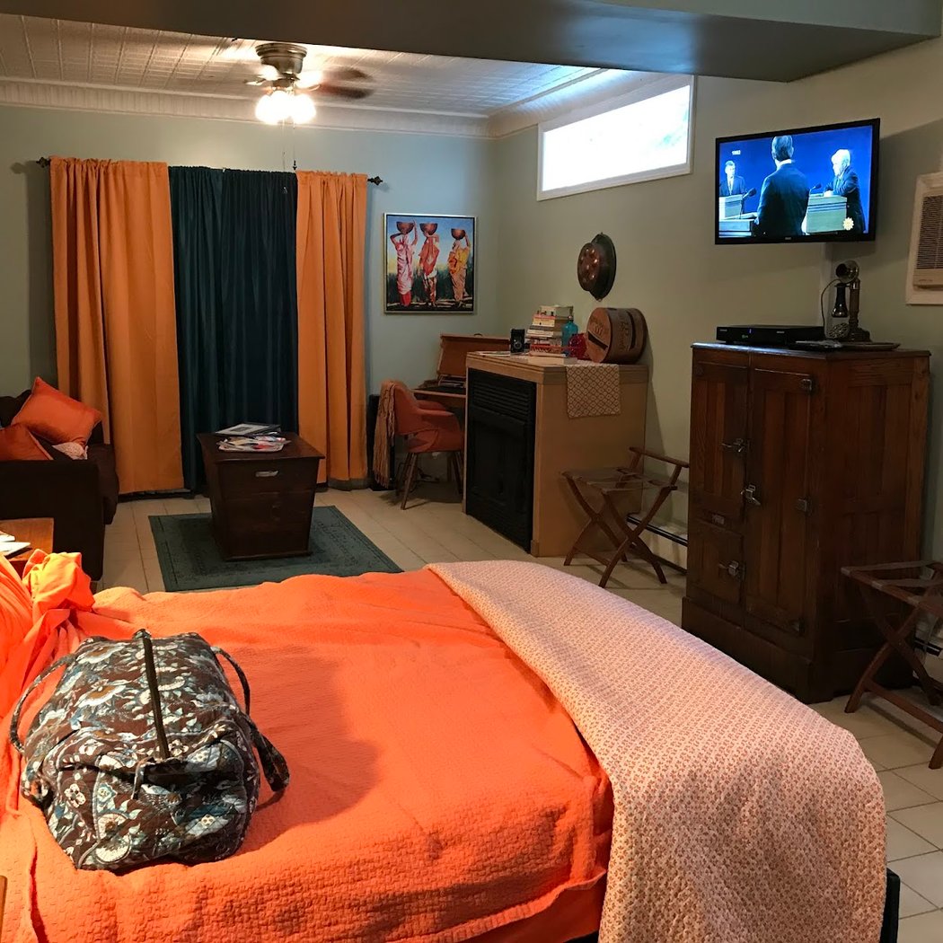 Fox Hill B & B 3