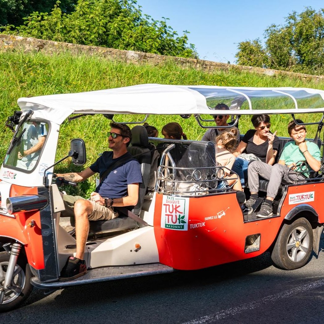 Pays basque tuk tuk 2