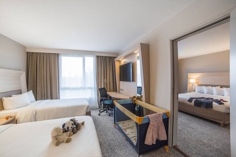 Courtyard by Marriott Paris La Defense West - Colombes 2