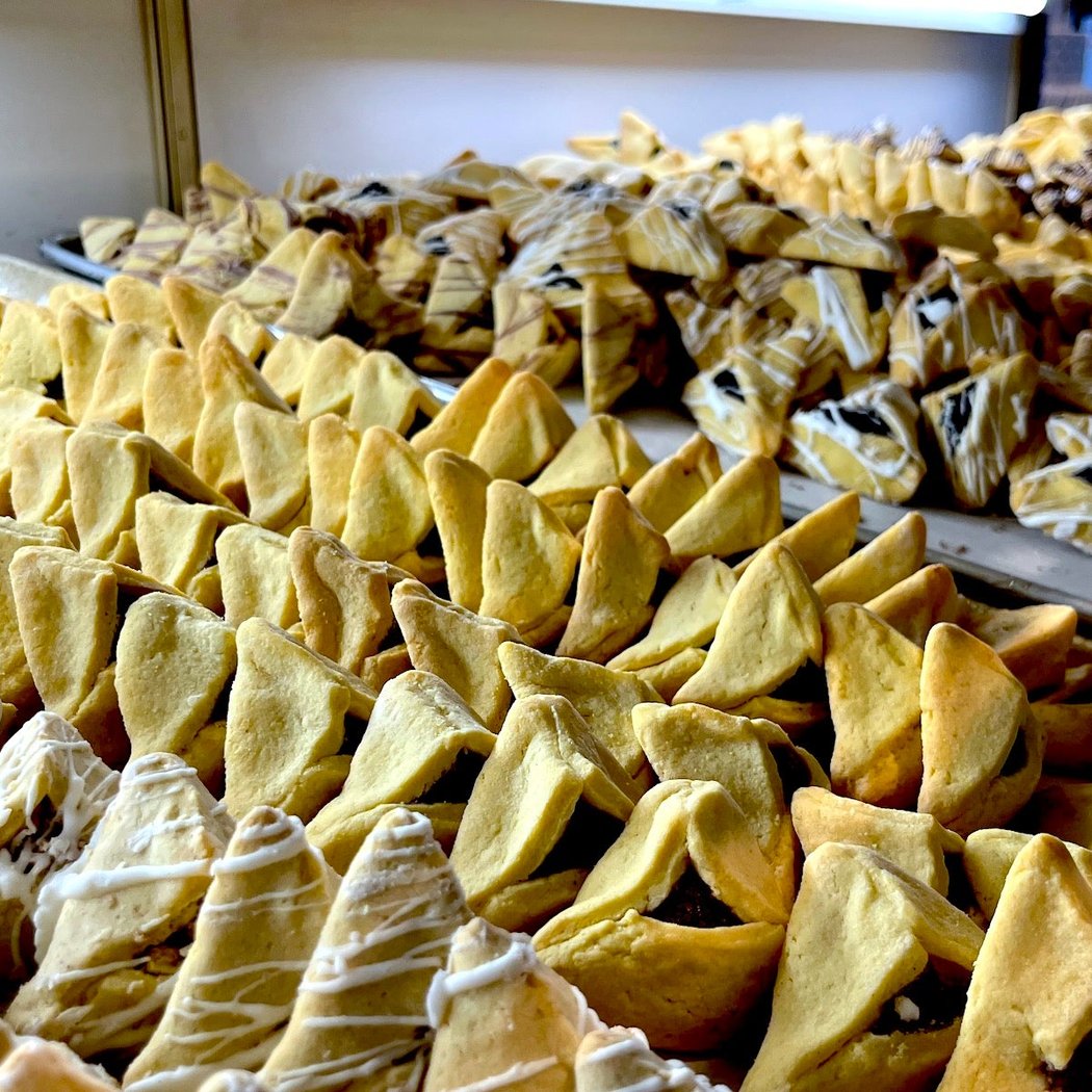 Strauss Bakery 1