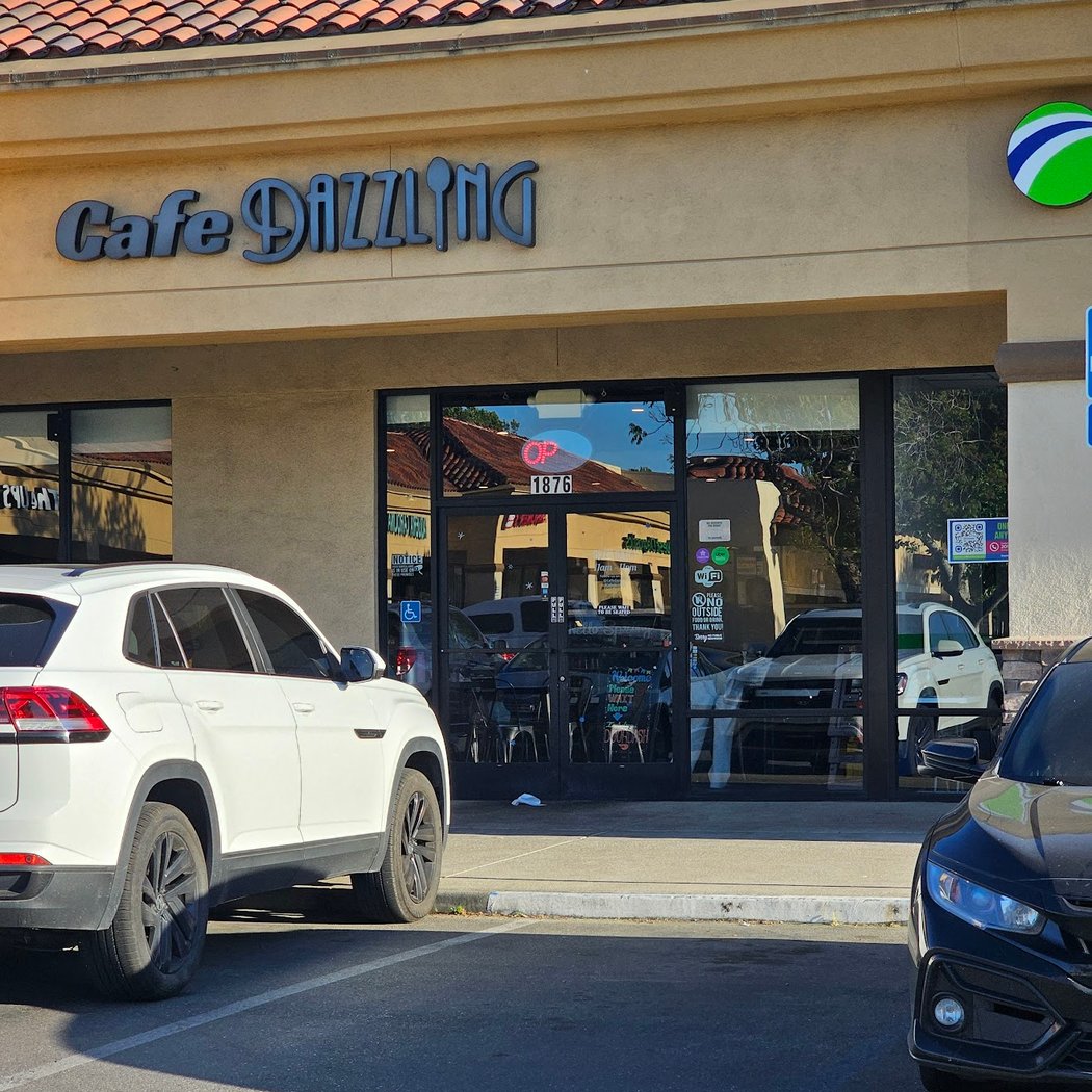 Cafe Dazzling 2