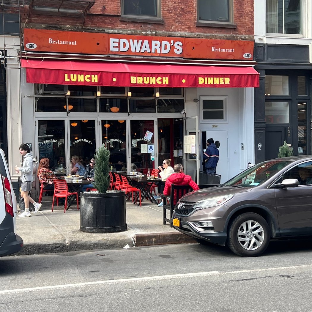 Edward's 3
