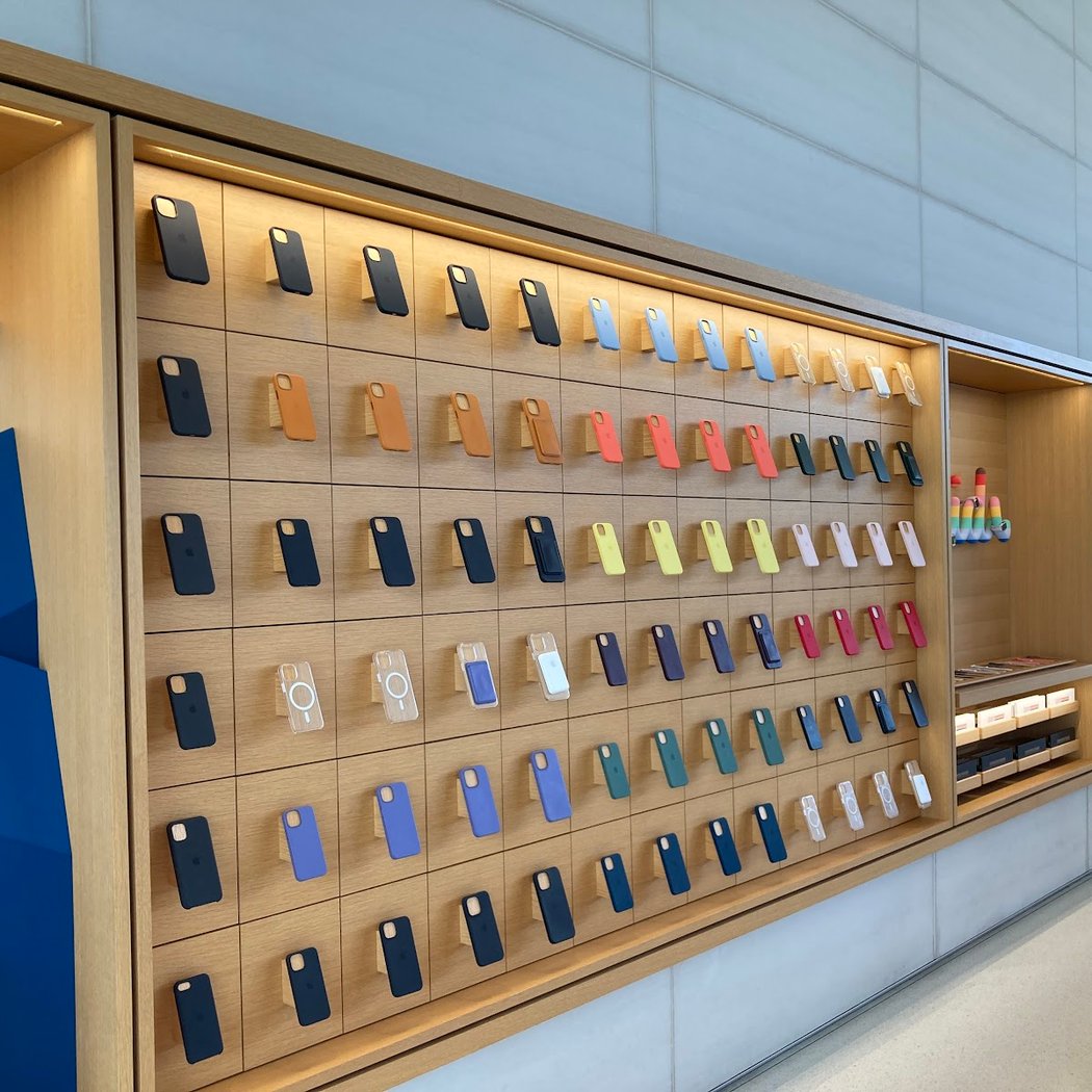 Apple Apple Park Visitor Center 1