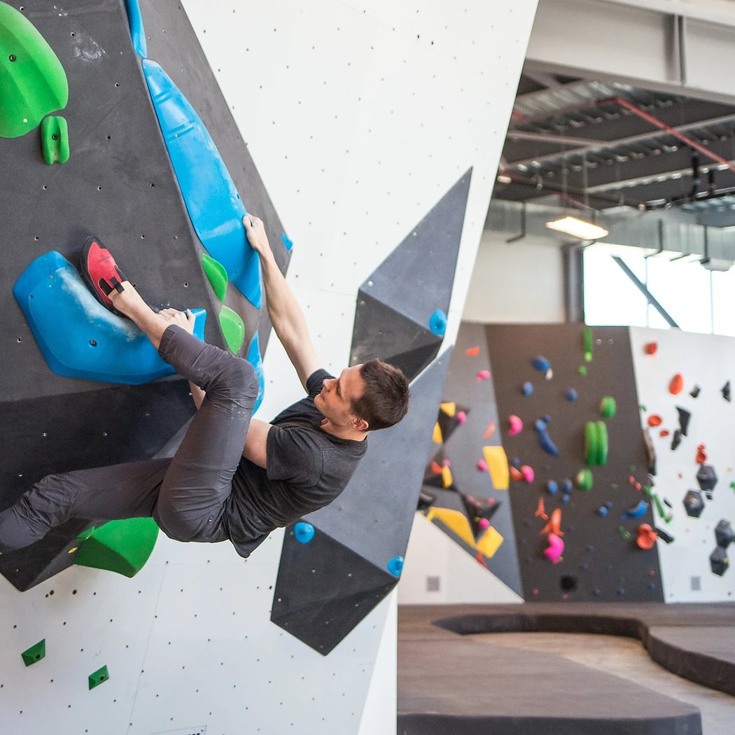 VITAL Climbing Gym - Brooklyn 1