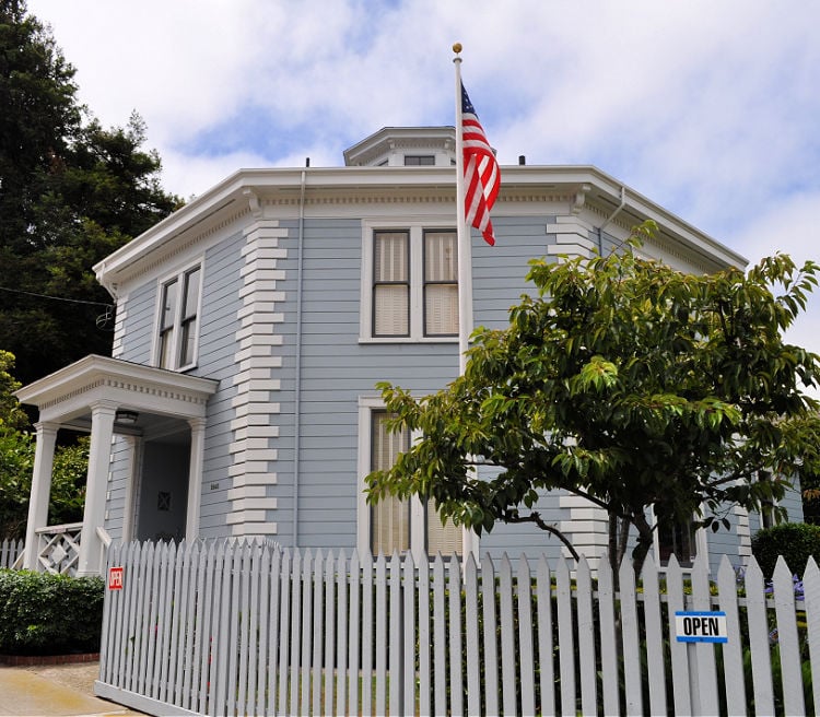 McElroy Octagon House 2