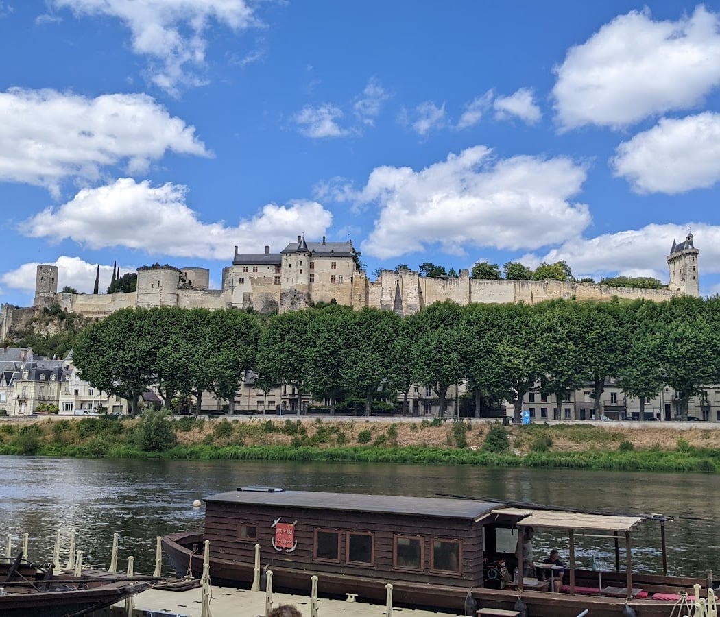 Chinon 3