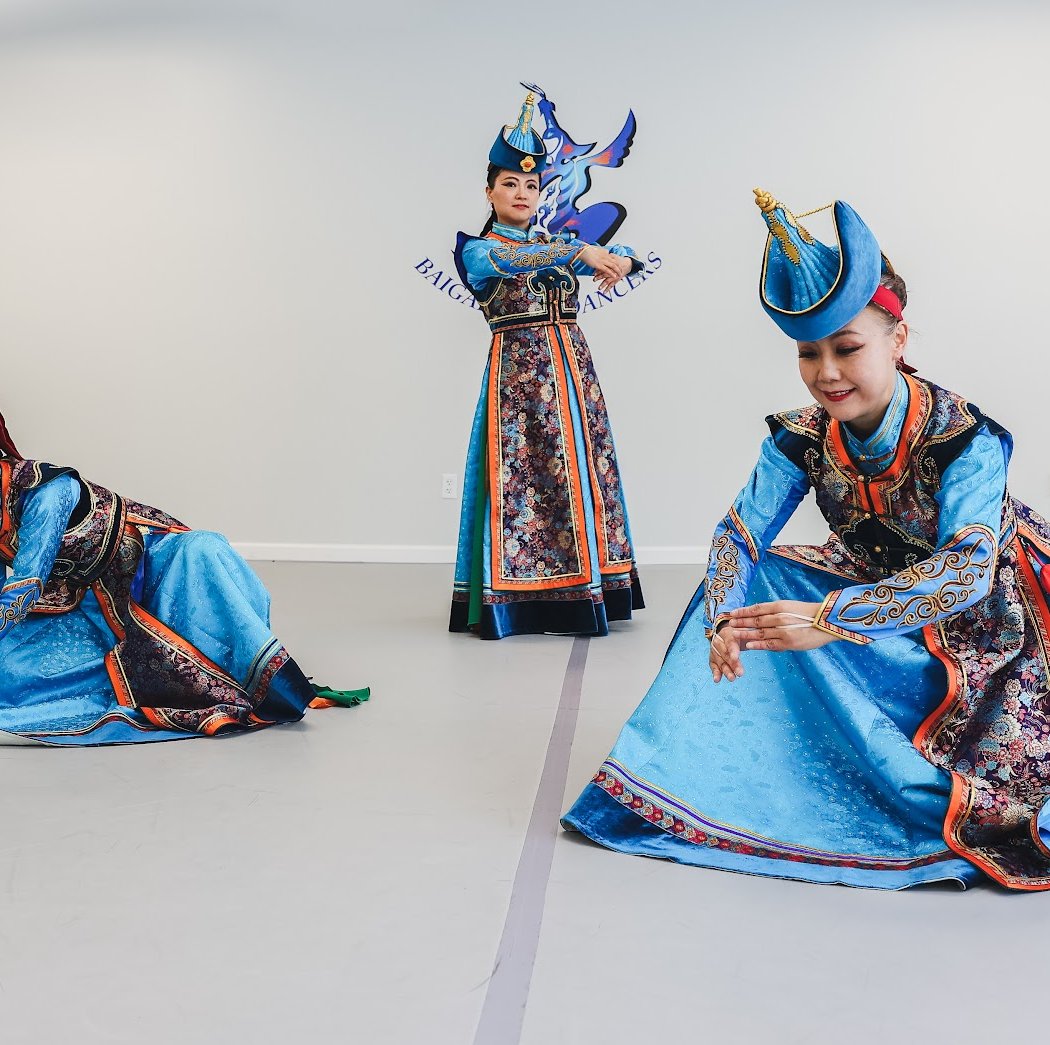 Baigali and Dancers 2