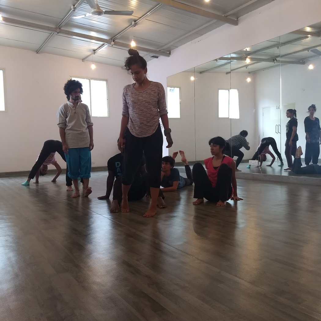 Friendship with the Floor 4