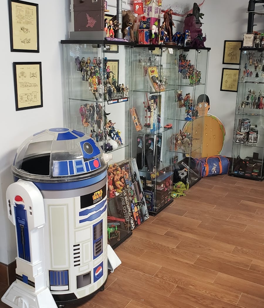 The Imperial Castle Toy Shop 1