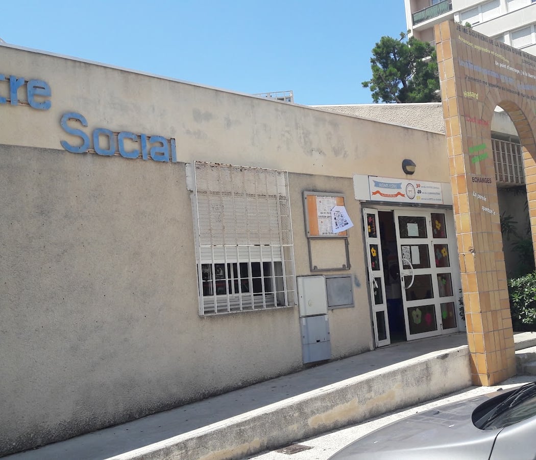 Social and Cultural Center La Garde 2