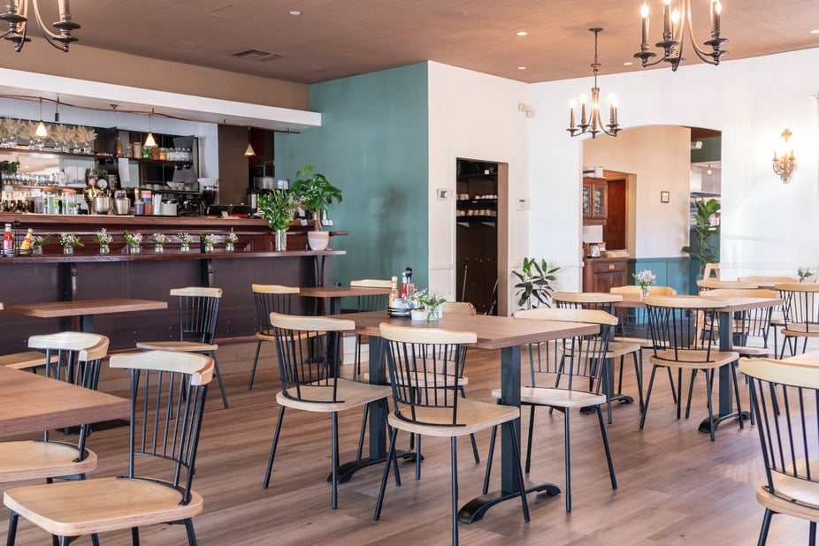 Darla Cafe 2