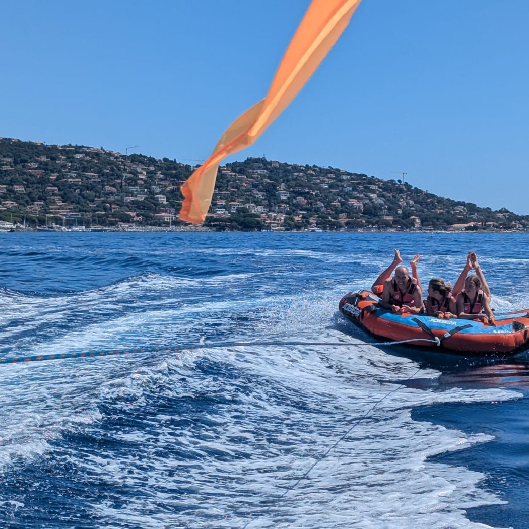 Water Slides Passion Les Issambres : Ski Nautique, Wakeboard, Bouées Tractées, Bateaux Sans Permis, Sortie Skipper, Pédalos 3