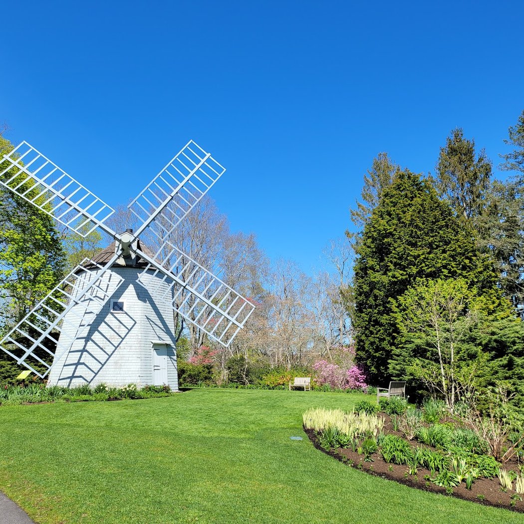 Heritage Museums & Gardens 1