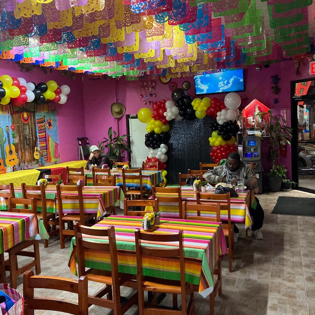 Taqueria molcajete 3
