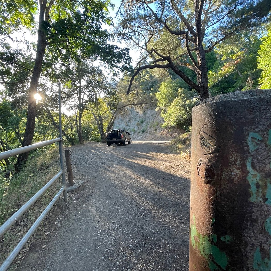 Alpine Road Trailhead 3