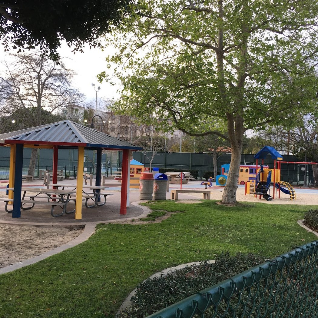 Live Oak Park 1