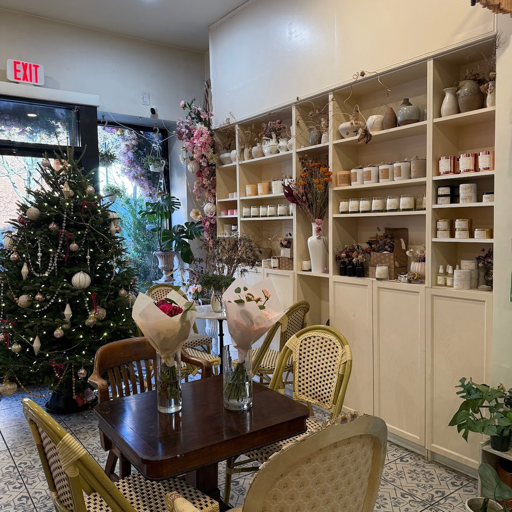 El Café at Ora 3