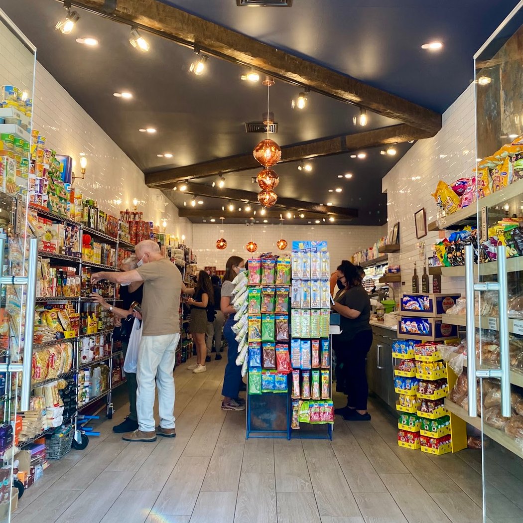 Tomer's Gourmet Market 3