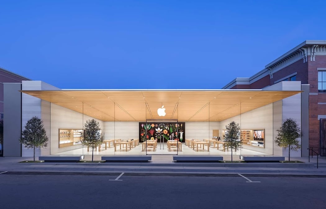 Apple Southlake Town Square 1
