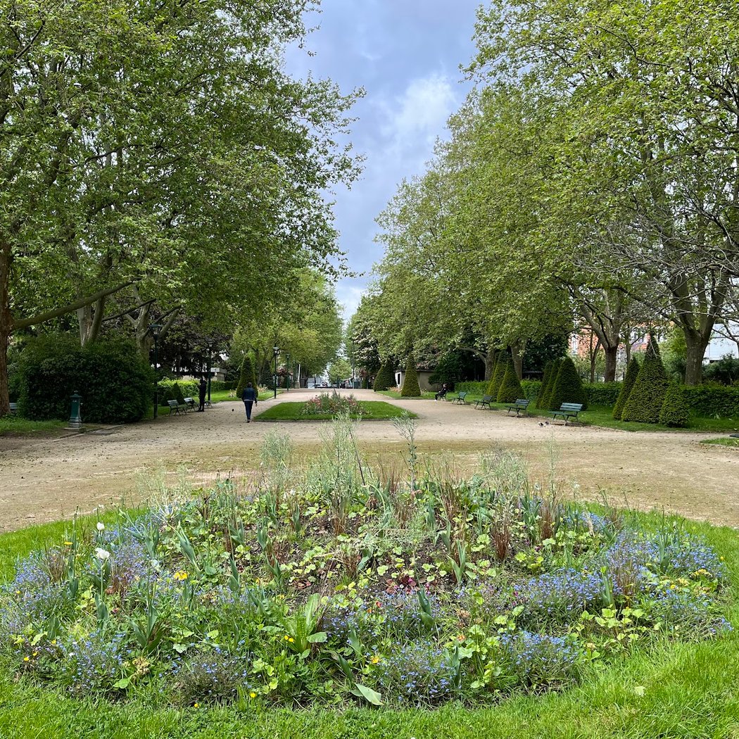 Square Emmanuel Fleury 2
