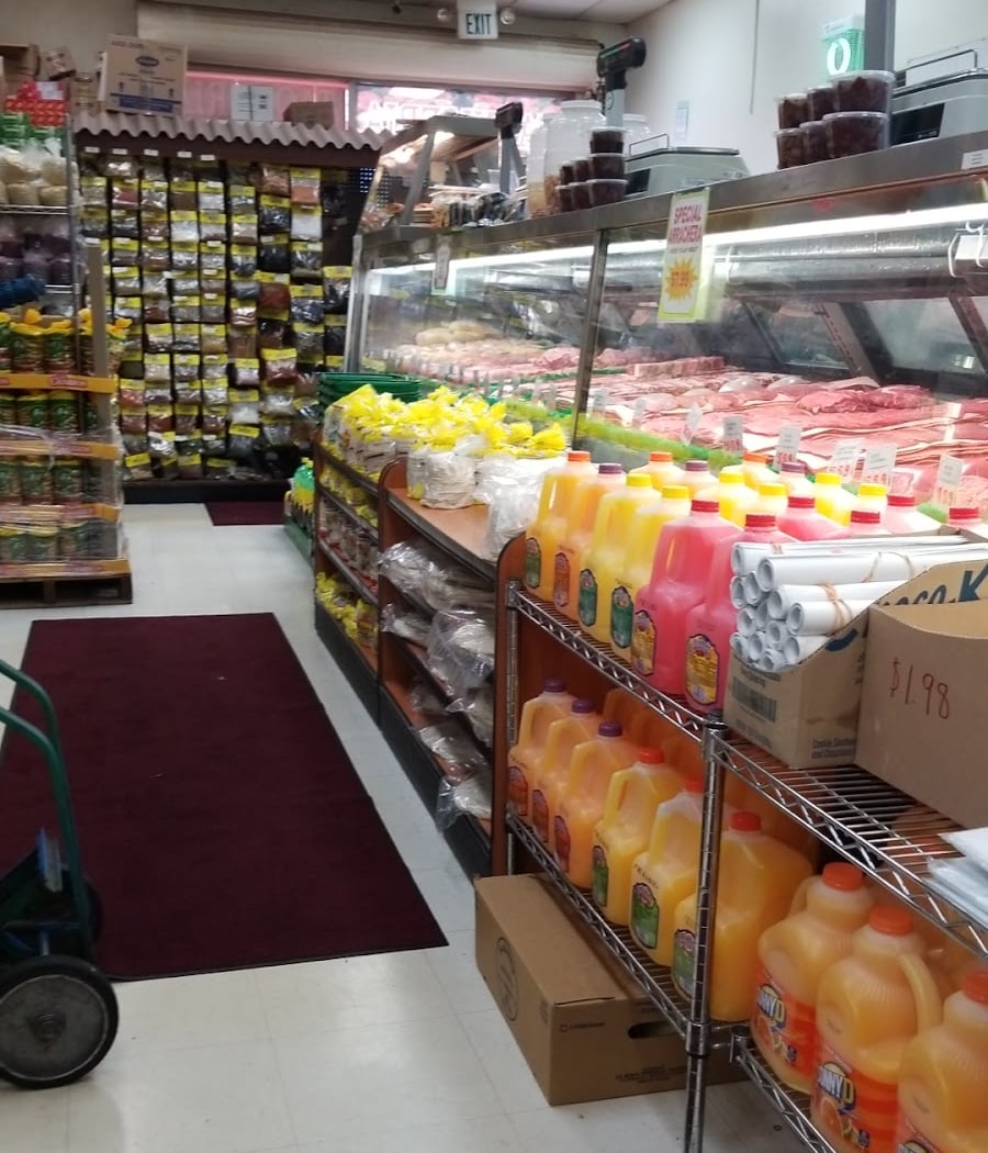 Los Pericos Market 3