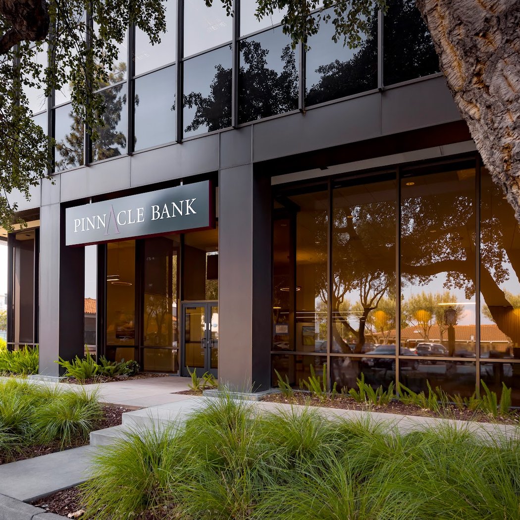 Pinnacle Bank 3