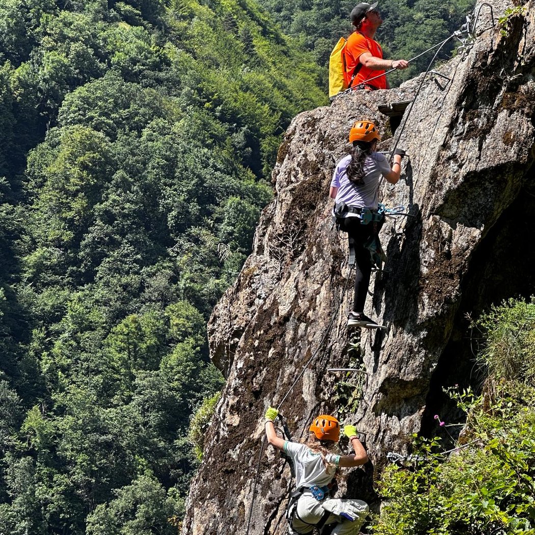 Via Ferrata Les Alias Tyroliennes 4