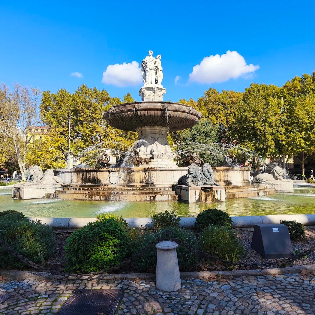 Fontaine de la Rotonde 2